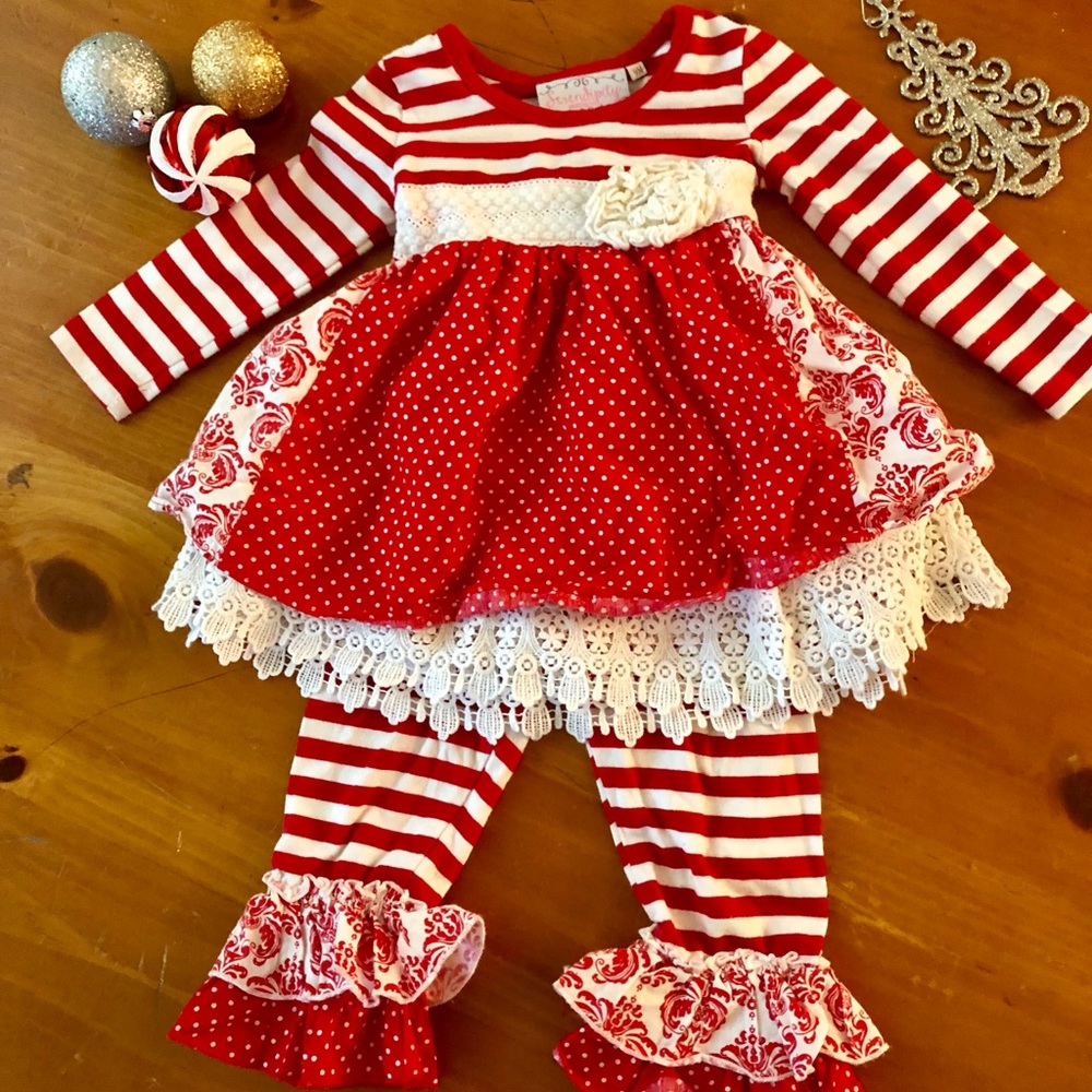 Adorable Serendipity Christmas Outfit